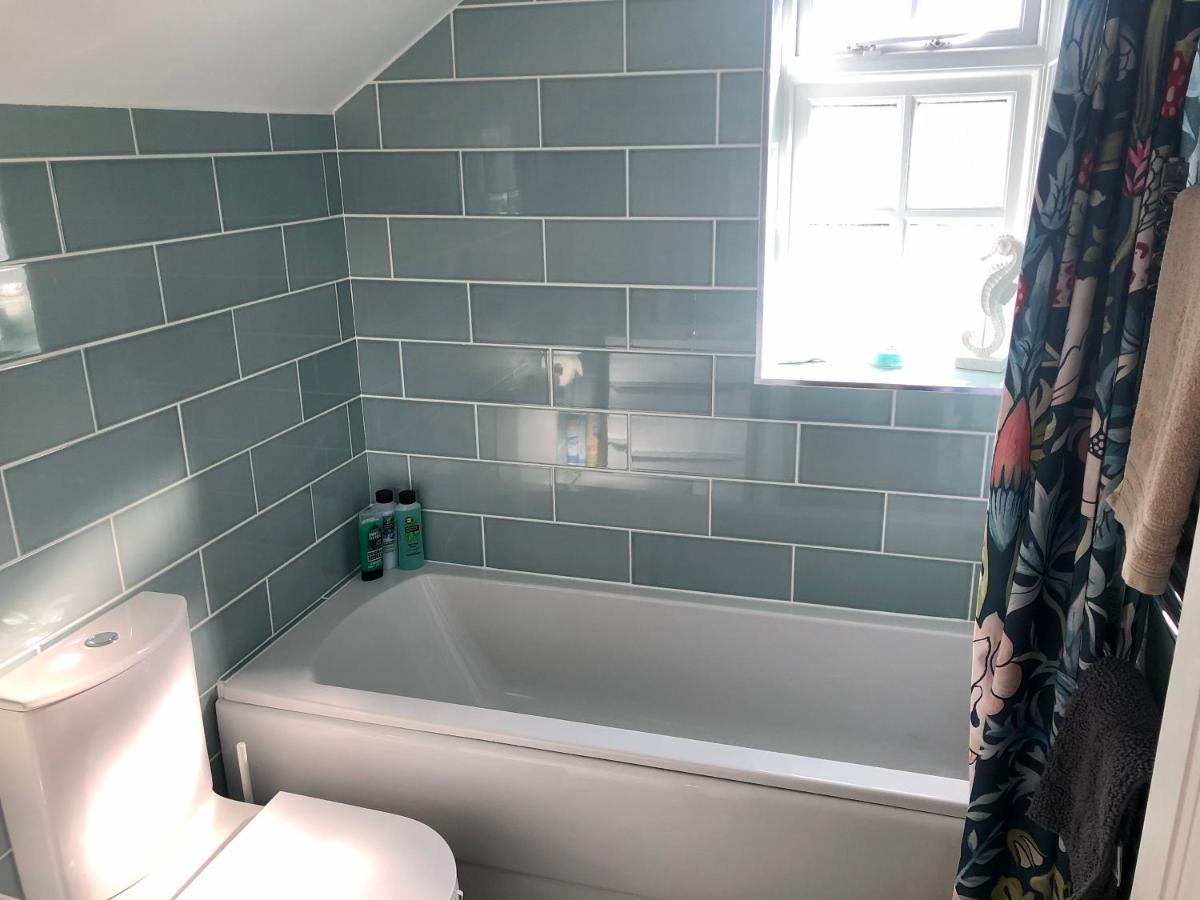 Pixie Cottage Истборн Екстериор снимка